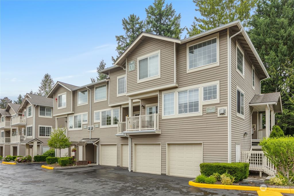 Photo of 18680 NE 56th Court, Redmond, WA 98052 (MLS # 2127009)