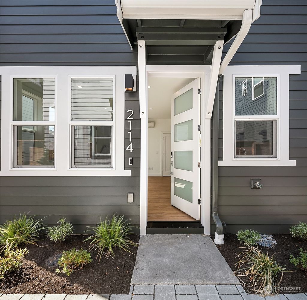 Photo of 2114 S Bayview Street, Seattle, WA 98144 (MLS # 2160268)