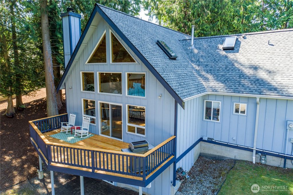 Photo of 317 S 308th Street, Federal Way, WA 98003 (MLS # 2410622)