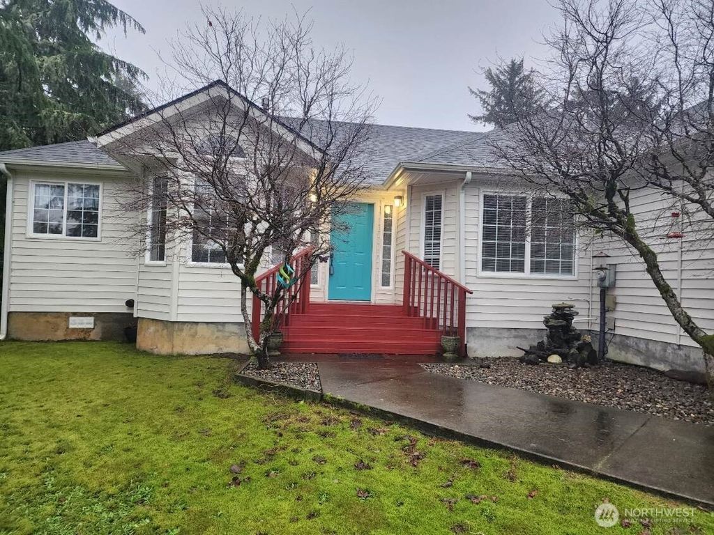 Photo of 723 Trinity Court SE, Ocean Shores, WA 98569 (MLS # 2462874)