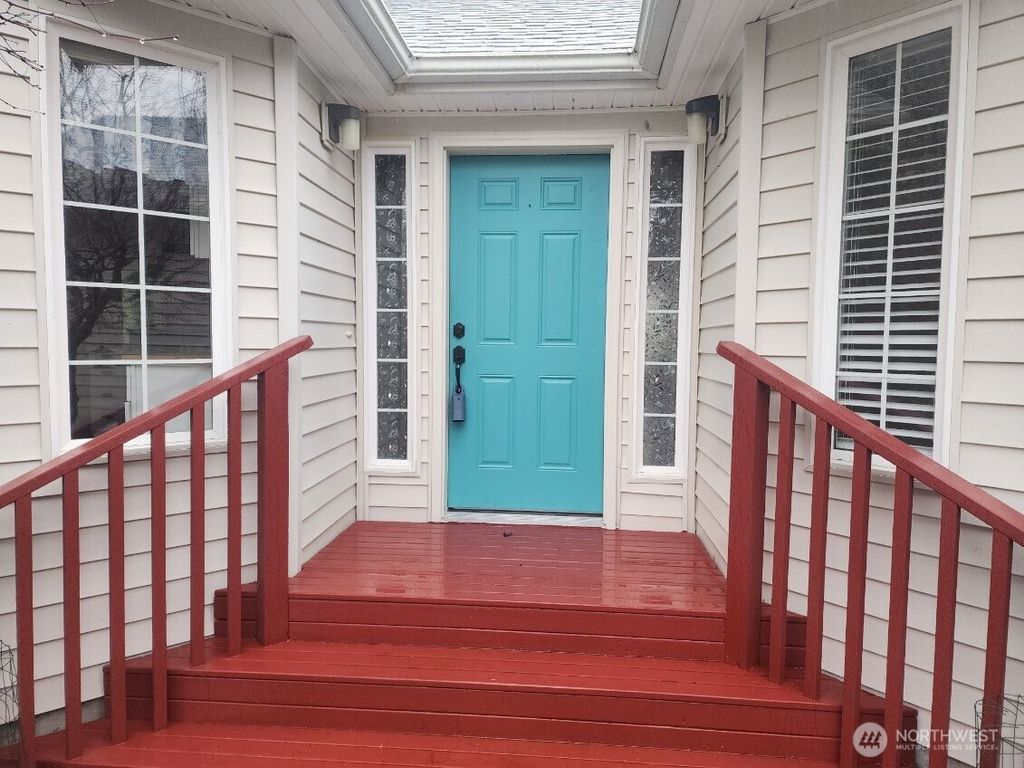 Photo of 723 Trinity Court SE, Ocean Shores, WA 98569 (MLS # 2462874)