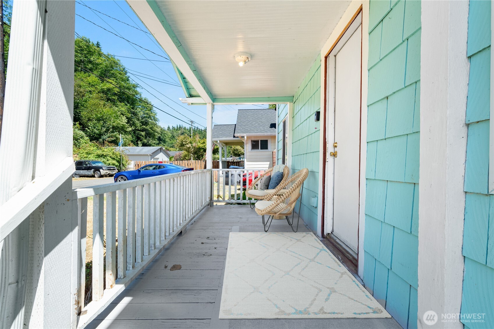 812 Duffy Street