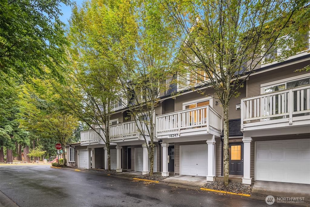 Photo of 18247 NE 96th Way #104, Redmond, WA 98052 (MLS # 2442180)