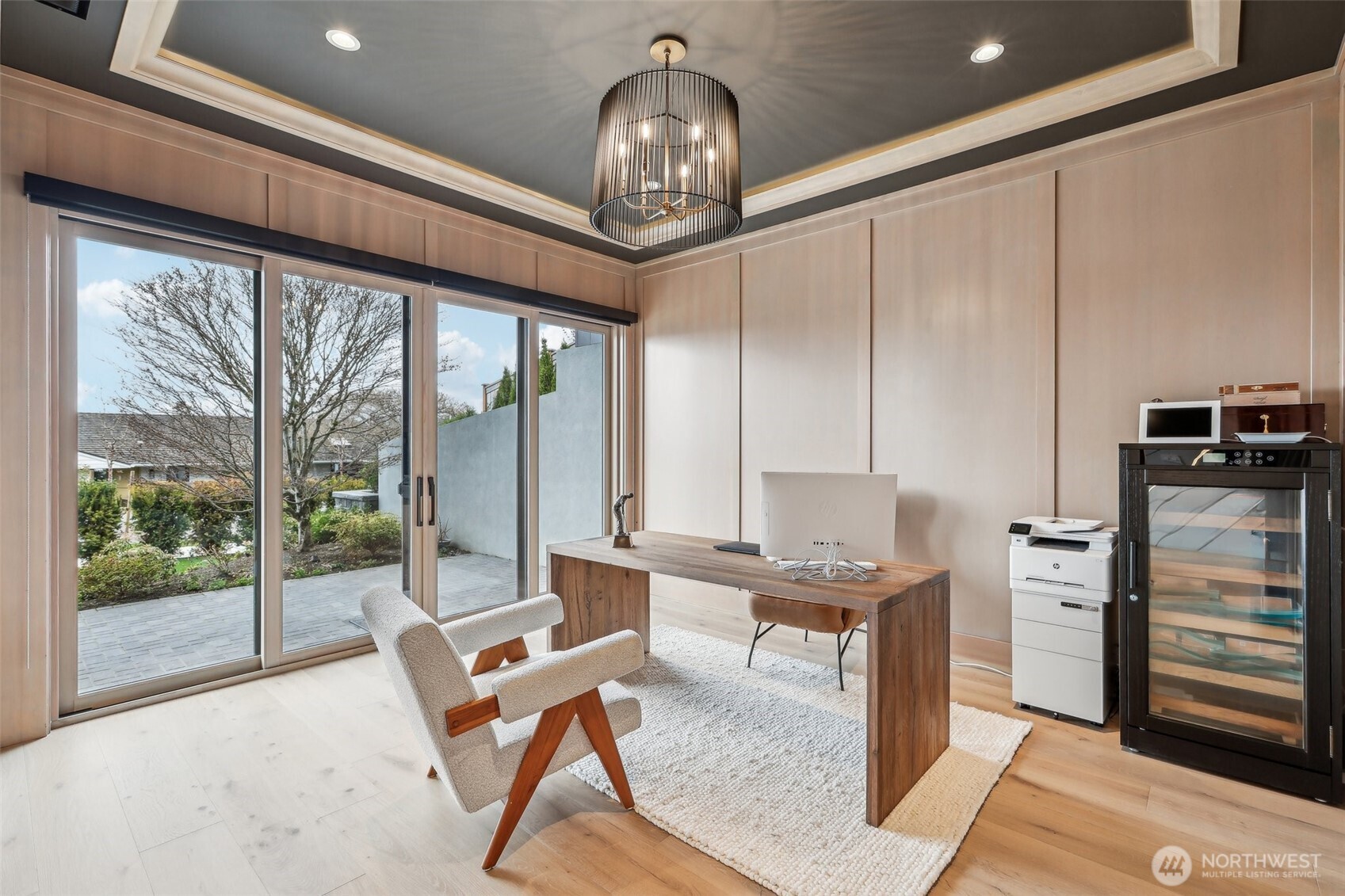 1658 10th Street W