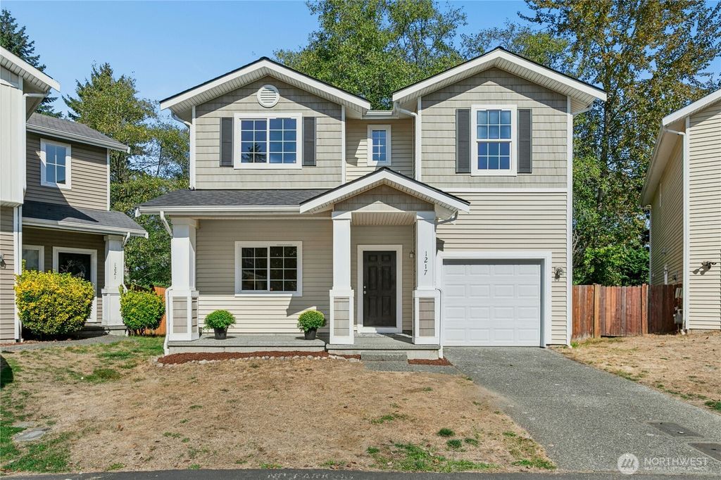 Photo of 1217 143rd Street SW, Lynnwood, WA 98037 (MLS # 2438921)