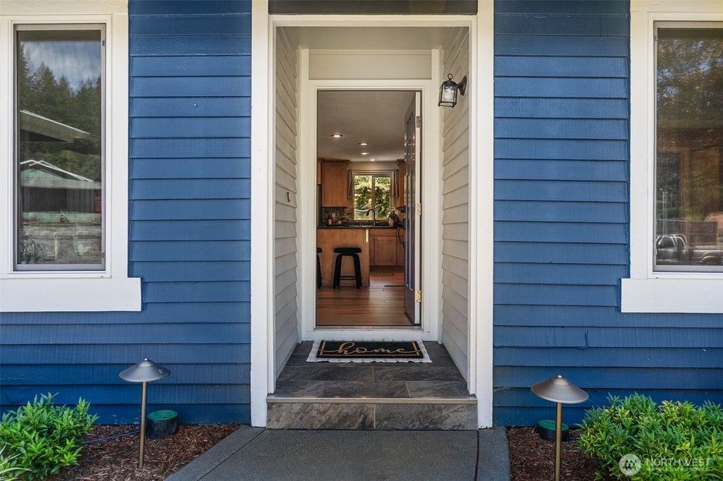 Photo of 715 NE Redbud Lane, Bremerton, WA 98311 (MLS # 2551031)