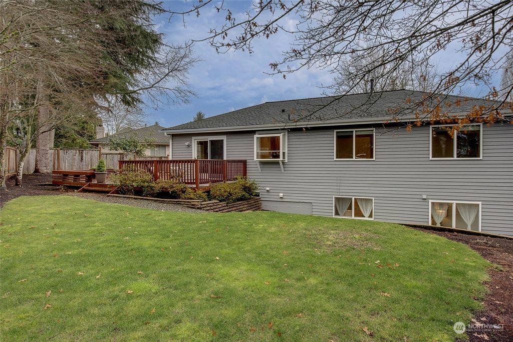 Photo of 10828 NE 64th Street, Kirkland, WA 98033 (MLS # 2203235)