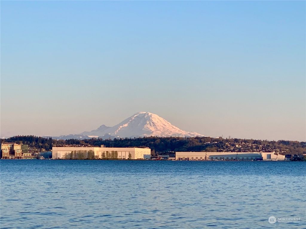 Photo of 8439 SE 87th Street, Mercer Island, WA 98040 (MLS # 2278578)