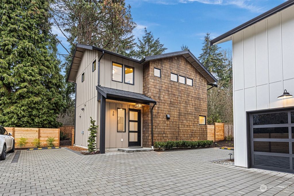 Photo of 36 6th Street S, Kirkland, WA 98033 (MLS # 2317734)