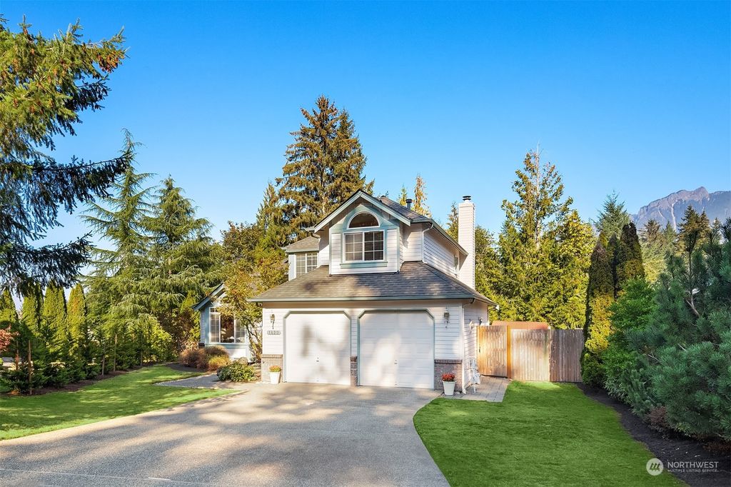 Photo of 1430 SW 15th Place, North Bend, WA 98045 (MLS # 2002553)