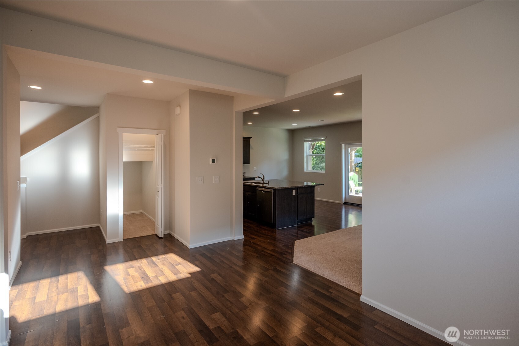 10524 191st Street E