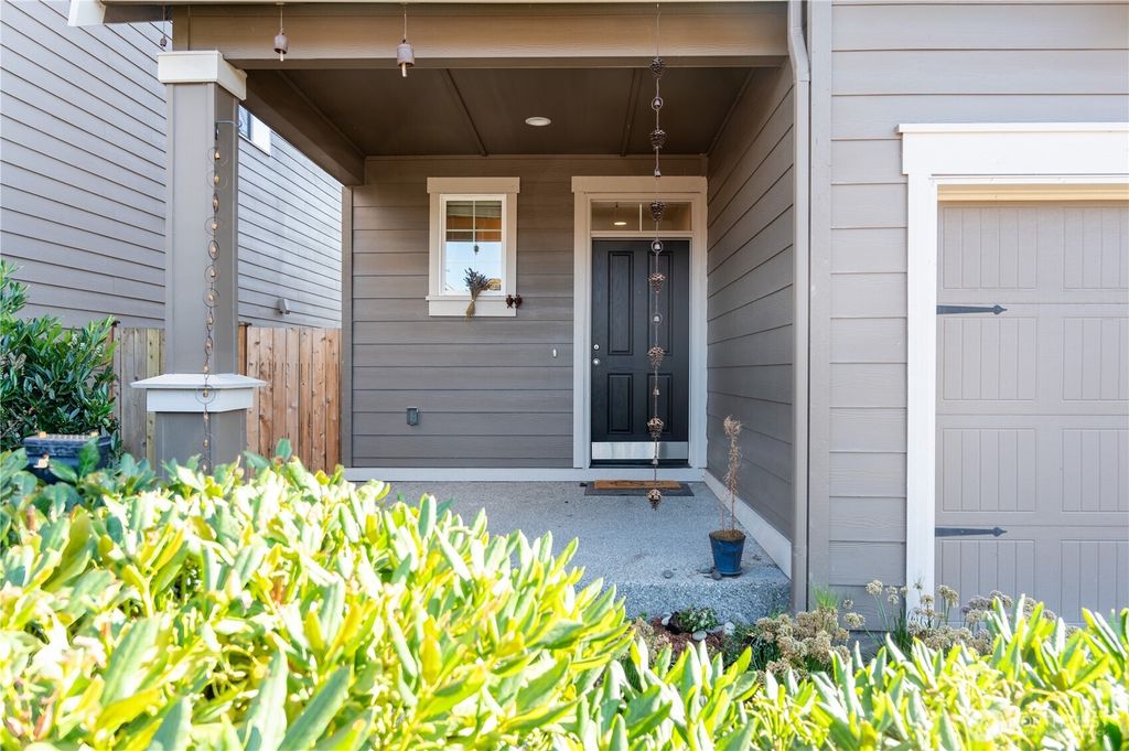 Photo of 10524 191st Street E, Puyallup, WA 98374 (MLS # 2470388)