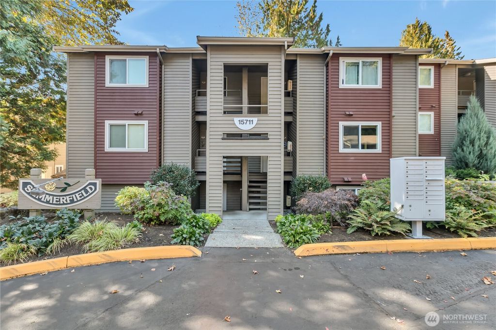 Photo of 15711 4th Avenue S #22, Burien, WA 98148 (MLS # 2442755)