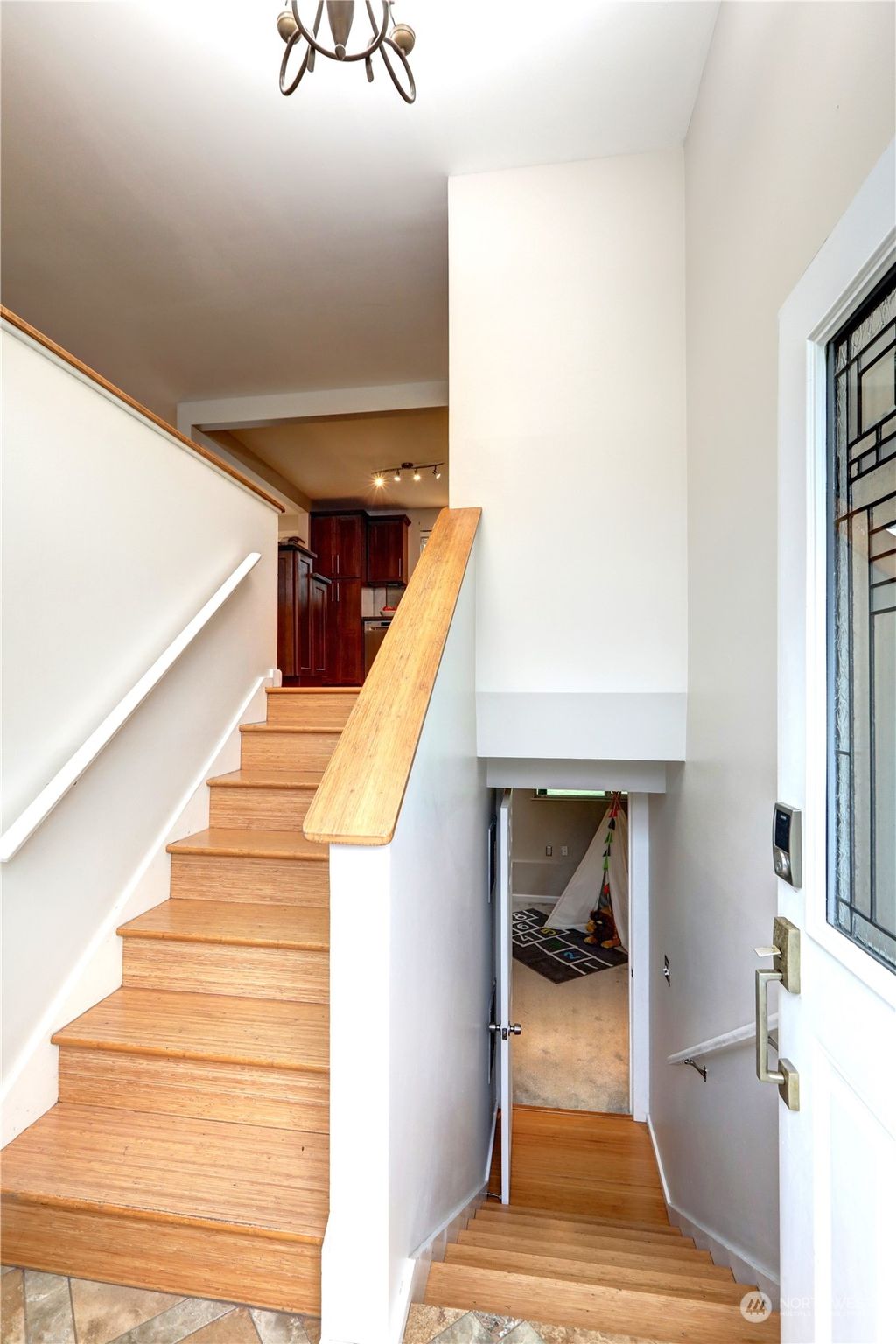 Photo of 14220 NE 75th Street, Redmond, WA 98052 (MLS # 2194716)