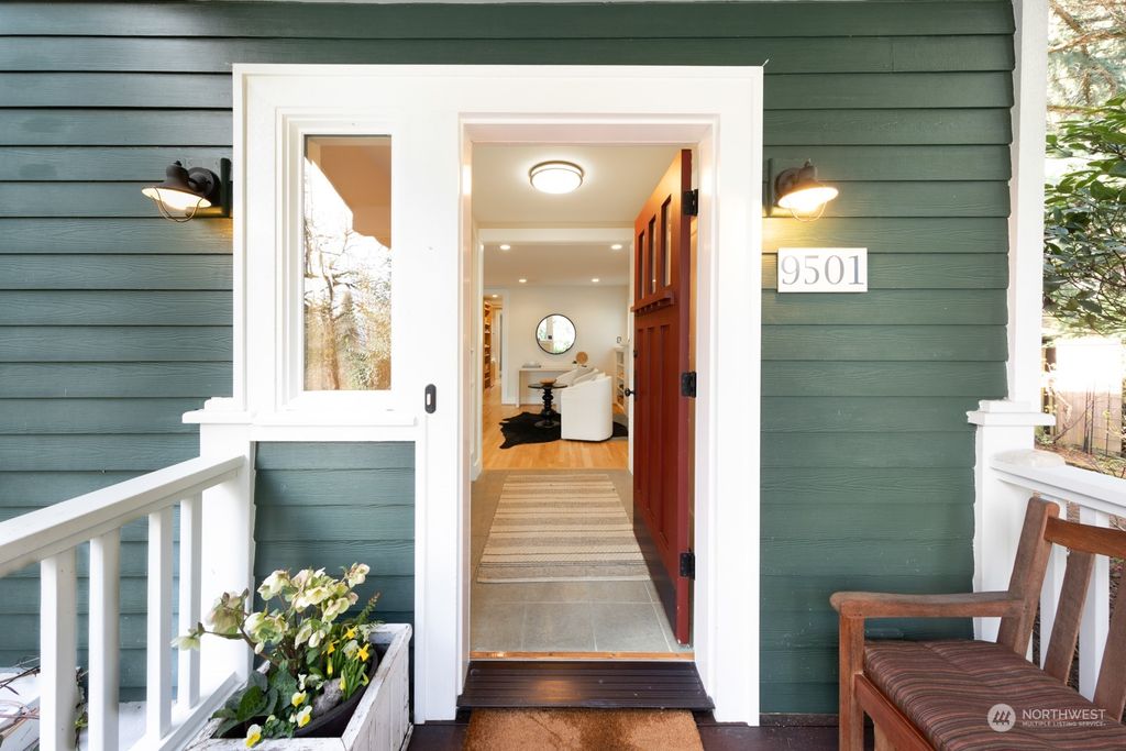 Photo of 9501 49th Avenue NE, Seattle, WA 98115 (MLS # 2210256)