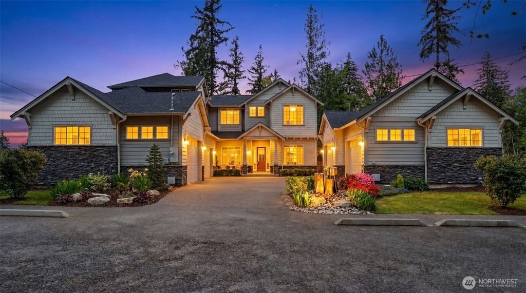 Photo of 24020 NE 20th Street, Sammamish, WA 98074 (MLS # 2517885)