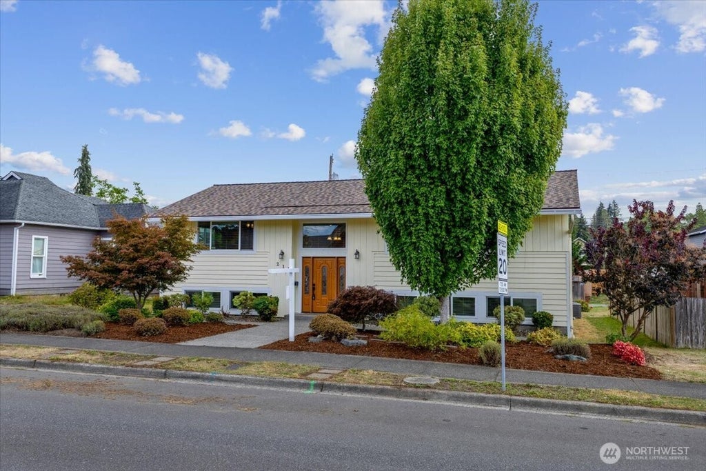 Photo of 217 N French Avenue, Arlington, WA 98223 (MLS # 2584407)