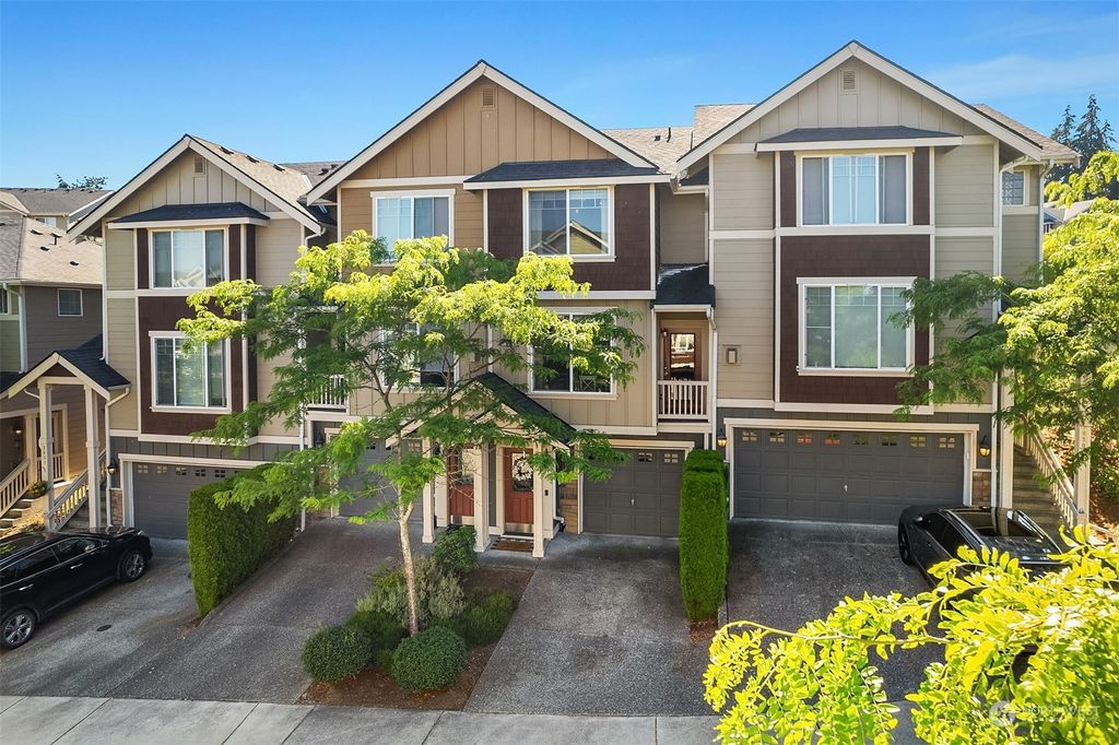 Photo of 3032 Belmonte Lane, Everett, WA 98201 (MLS # 2262793)