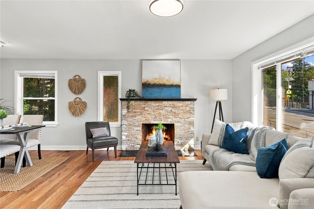 Photo of 1210 S Lucile Street, Seattle, WA 98108 (MLS # 2582678)