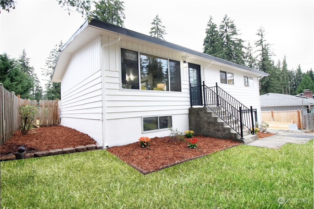 Photo of 26623 170th Avenue SE, Covington, WA 98042 (MLS # 2281922)