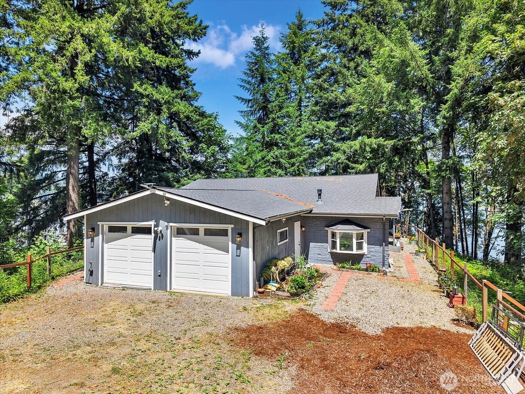 Photo of 1302 SW Bay Street, Port Orchard, WA 98366 (MLS # 2541892)