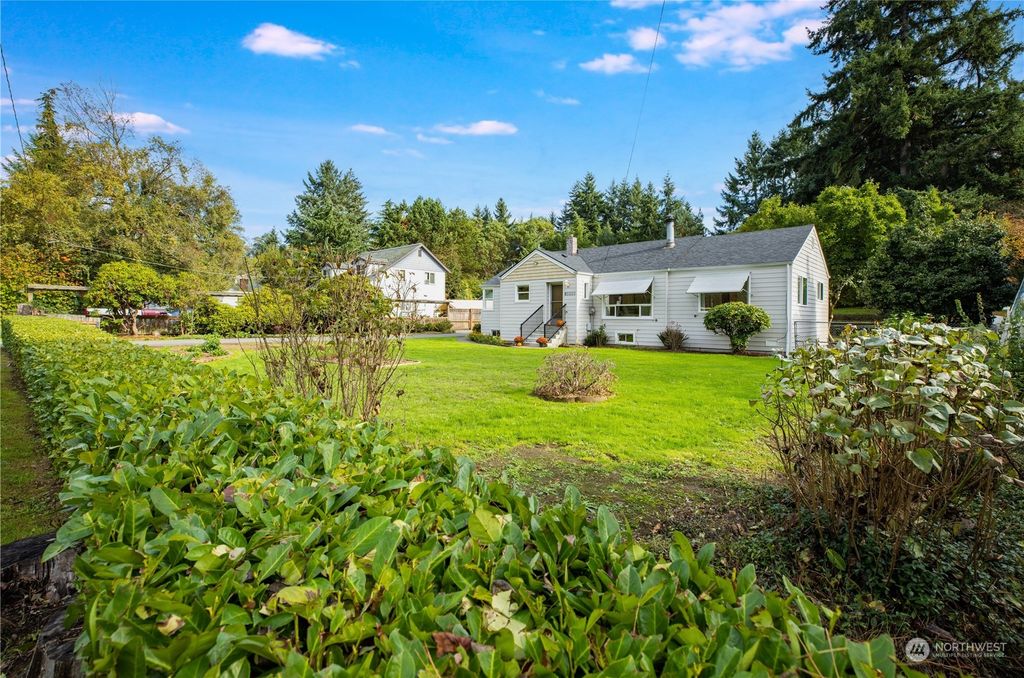 Photo of 12044 5th Avenue S, Seattle, WA 98168 (MLS # 2175741)