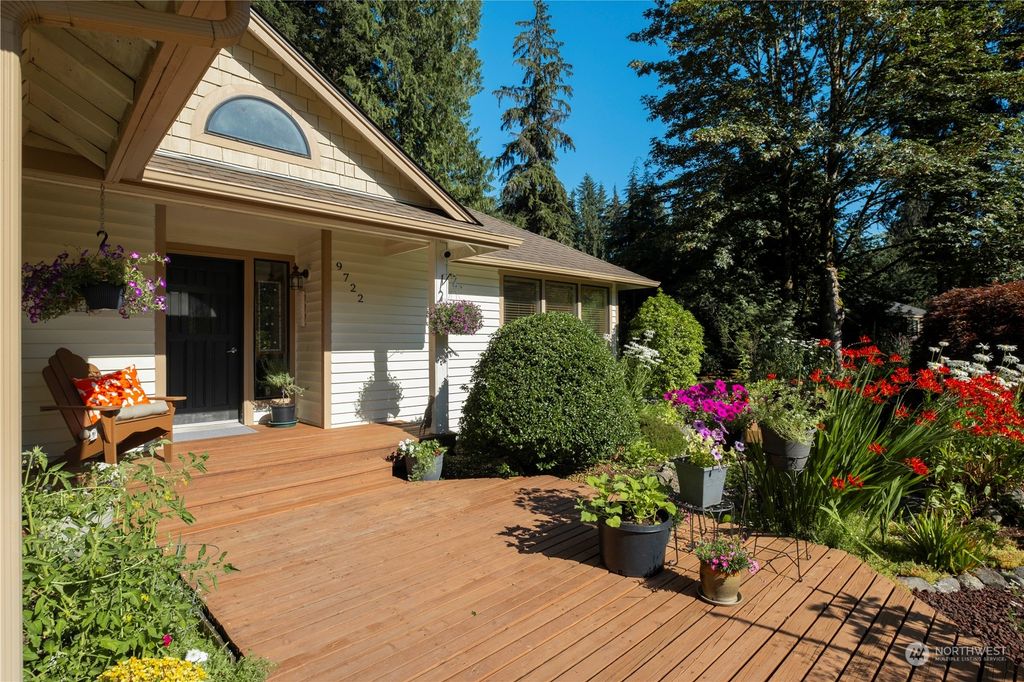 Photo of 9722 218th Place NE, Redmond, WA 98053 (MLS # 2266533)