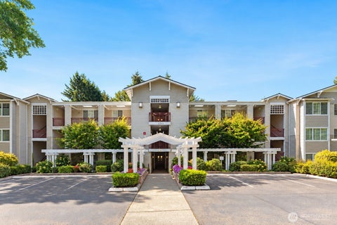 Photo of 1709 134th Avenue SE #22, Bellevue, WA 98005 (MLS # 2579189)