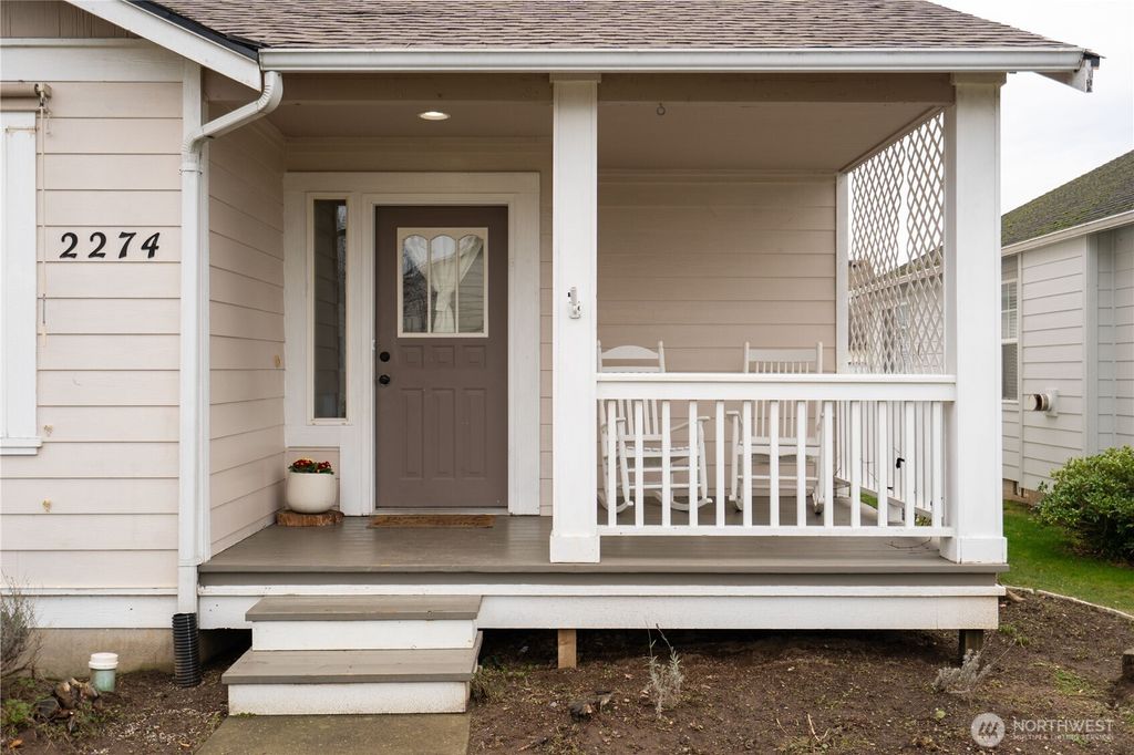 Photo of 2274 Dogwood Street, Lynden, WA 98264 (MLS # 2475857)