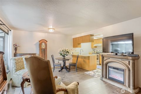 Photo of 1002 Columbia Avenue #2, Marysville, WA 98270 (MLS # 2502376)