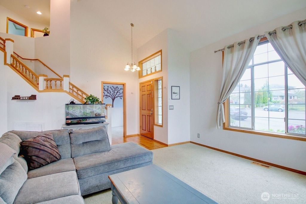 Photo of 1711 25th H Court, Anacortes, WA 98221 (MLS # 2511377)