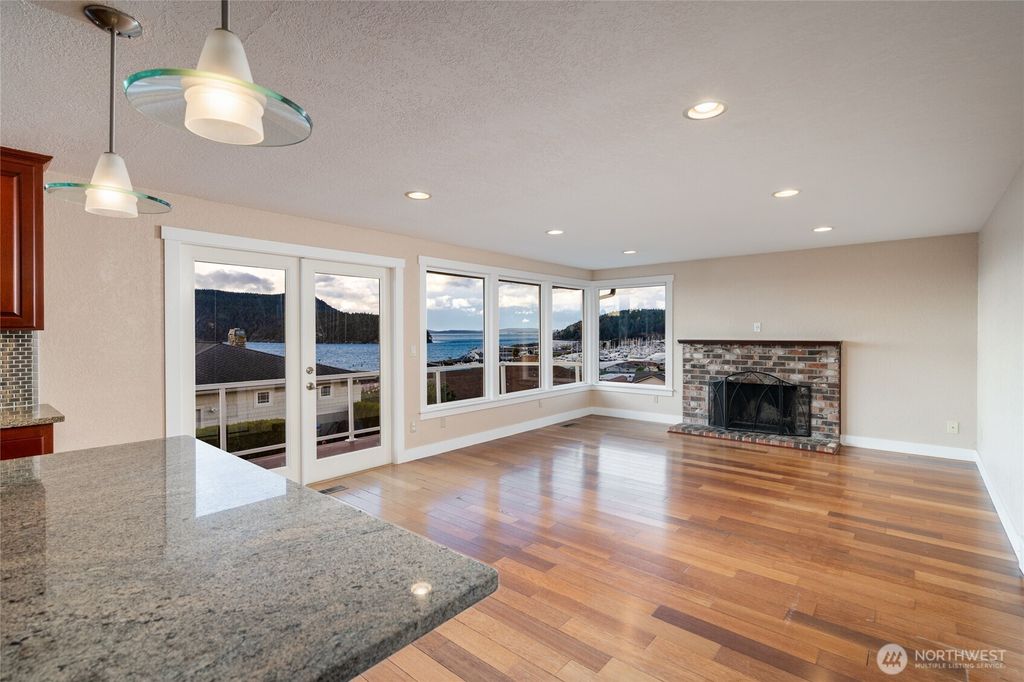 Photo of 5001 Kingsway, Anacortes, WA 98221 (MLS # 2463041)