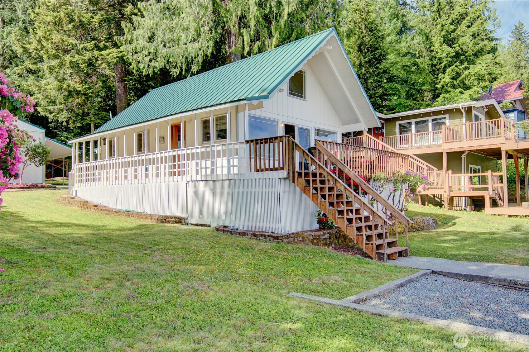 33681 South Shore