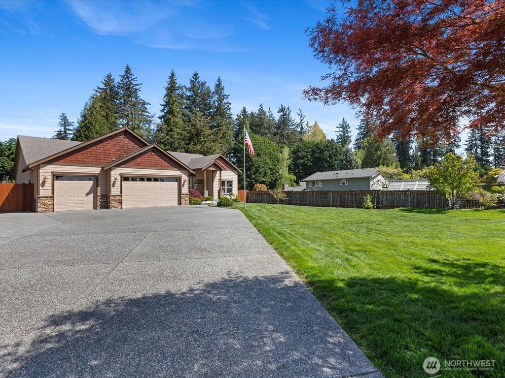 Photo of 3517 Serene Way, Lynnwood, WA 98087 (MLS # 2364649)
