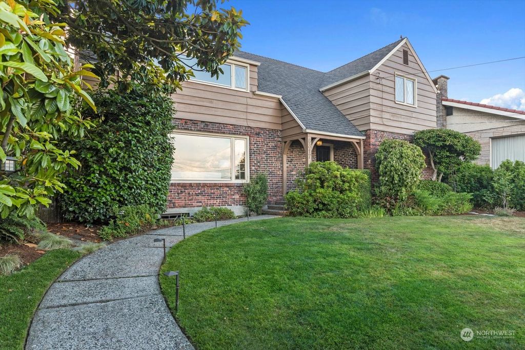 Photo of 6317 Seward Park Avenue S, Seattle, WA 98118 (MLS # 2134098)