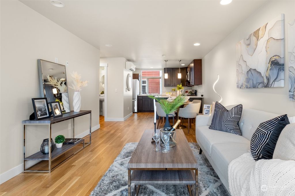 Photo of 420 NE 73rd Street, Seattle, WA 98115 (MLS # 2279399)