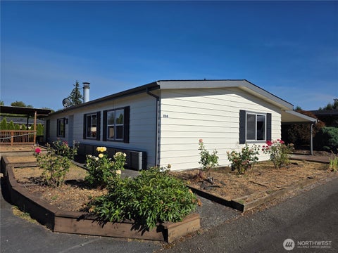 Photo of 2500 Alder Street #204, Milton, WA 98354 (MLS # 2563488)