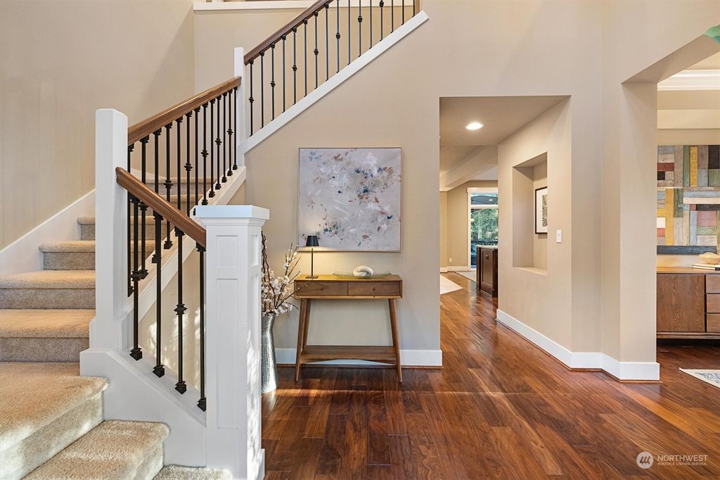 Photo of 16415 SE Cougar Mountain Way, Bellevue, WA 98006 (MLS # 2227823)