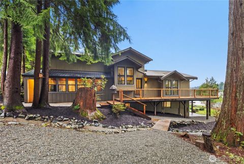 Photo of 1311 SW Lake Roesiger Road, Snohomish, WA 98290 (MLS # 2493575)