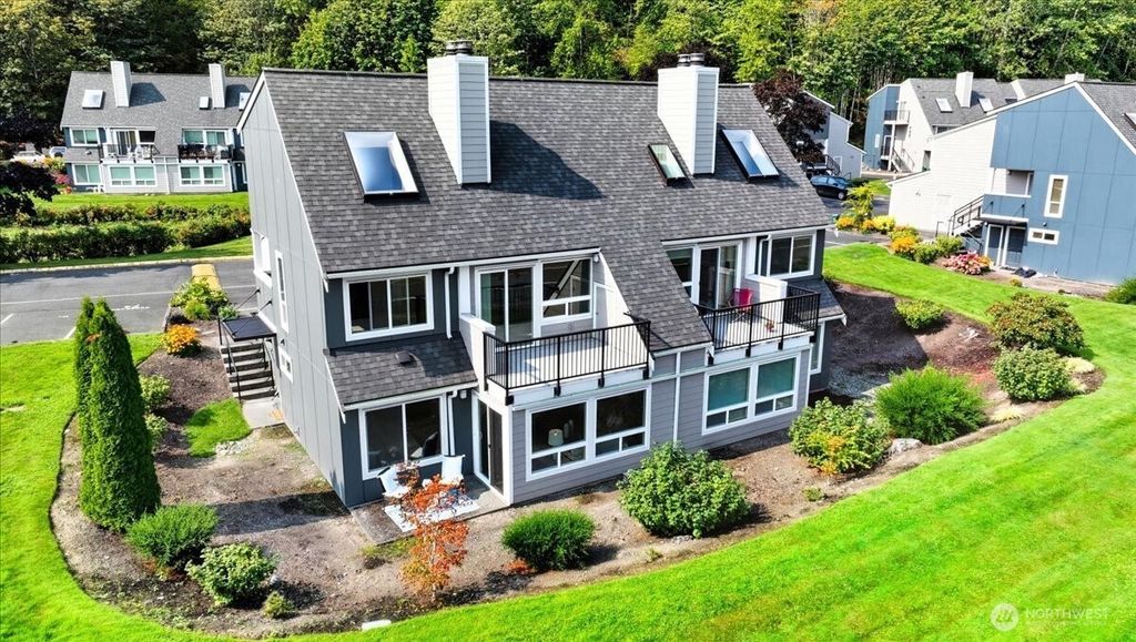 Photo of 24736 45th Place S #5-D2, Kent, WA 98032 (MLS # 2425293)