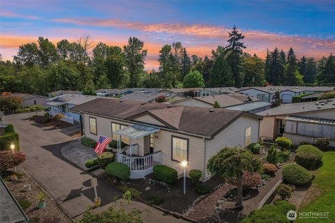 Photo of 32820 20th Avenue S #53, Federal Way, WA 98003 (MLS # 2579759)