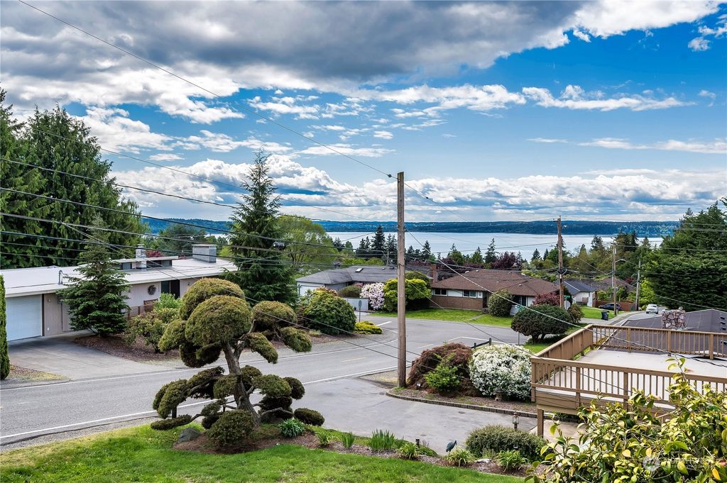 Photo of 242 SW 186th Street, Normandy Park, WA 98166 (MLS # 2233470)