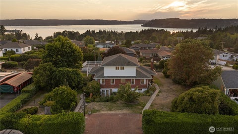 Photo of 920 S Ventura Drive, Tacoma, WA 98465 (MLS # 2571777)