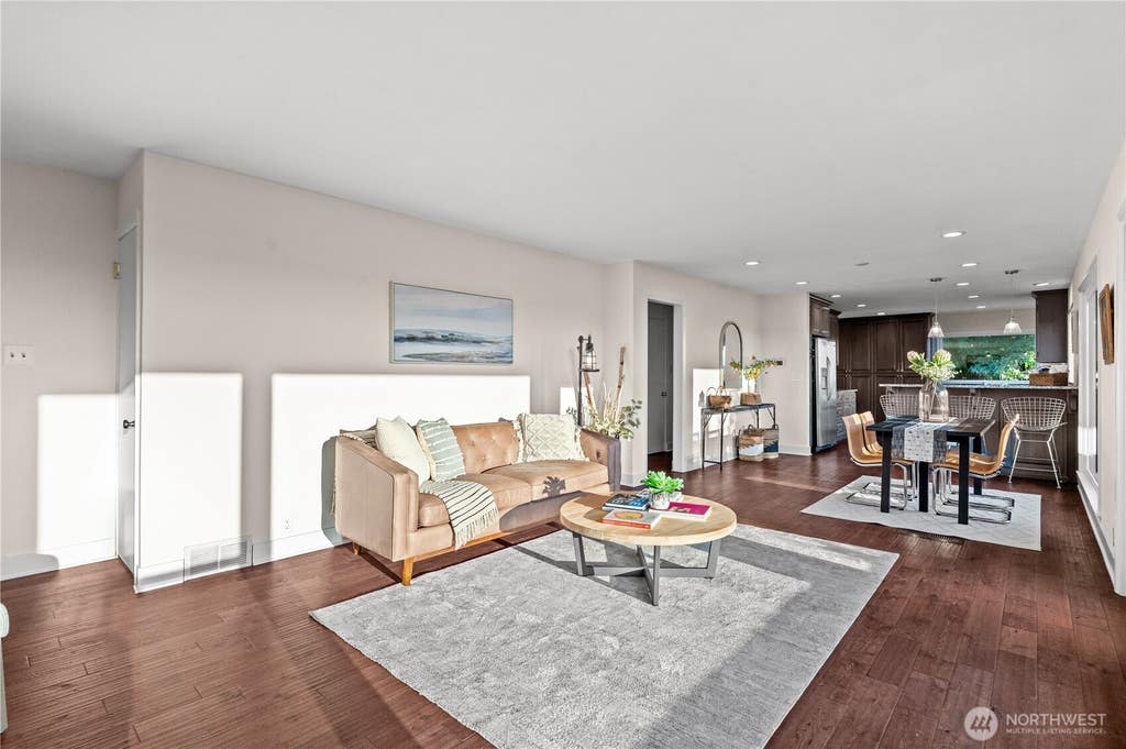 Photo of 920 S Ventura Drive, Tacoma, WA 98465 (MLS # 2571777)