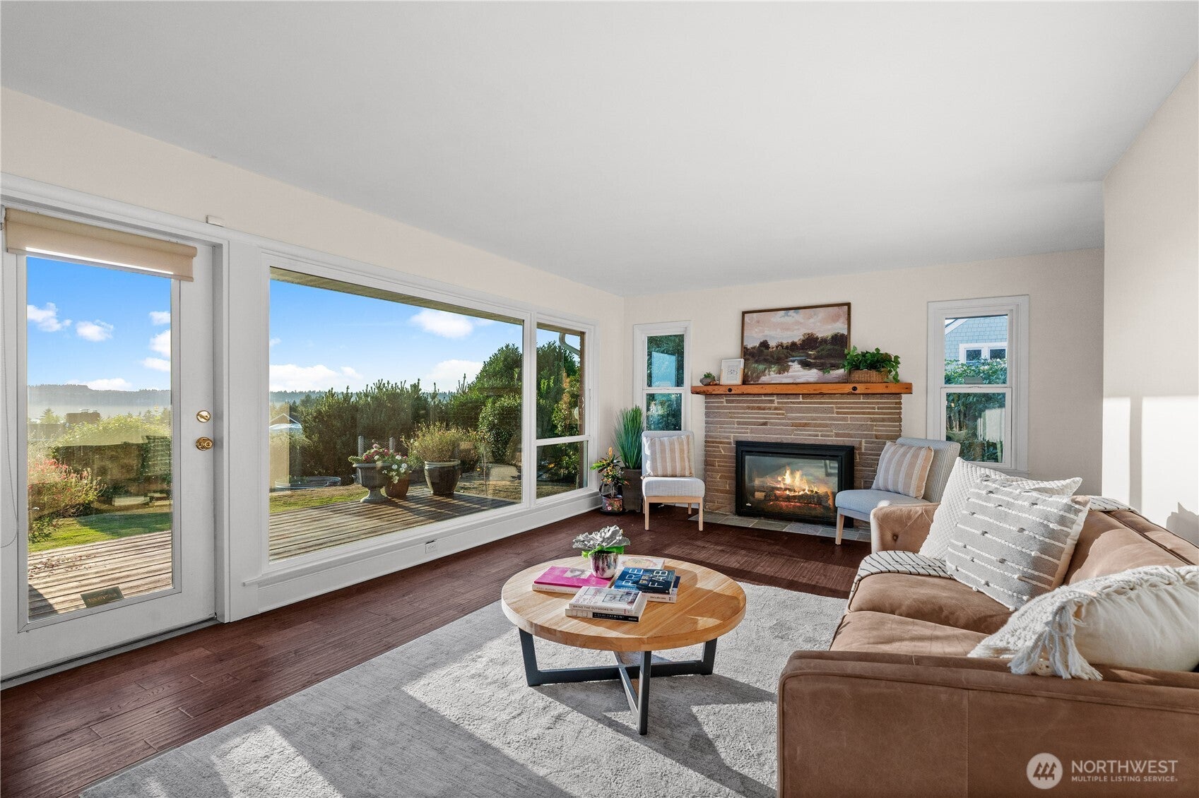 920 S Ventura Drive