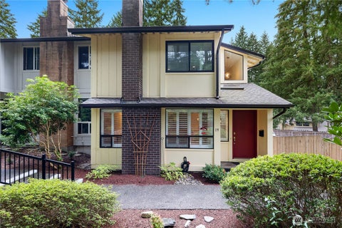 Photo of 1801 SW Evergreen Park Court CT SW #19, Olympia, WA 98502 (MLS # 2579233)
