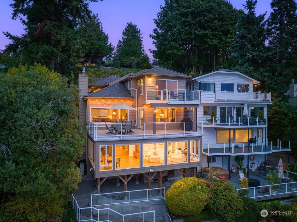 Photo of 27203 7th Place S, Des Moines, WA 98198 (MLS # 2192815)