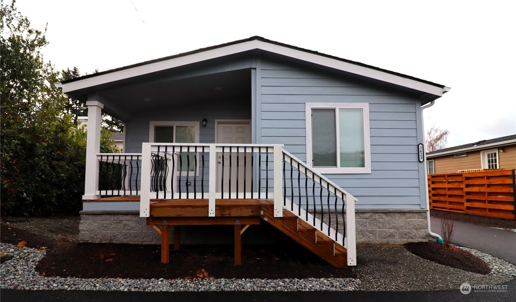 Photo of 3623 S 182nd Street #482, SeaTac, WA 98188 (MLS # 2184179)
