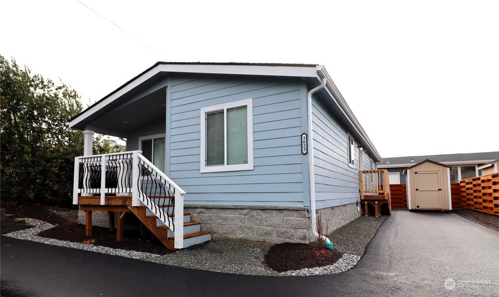 Photo of 3623 S 182nd Street #482, SeaTac, WA 98188 (MLS # 2184179)