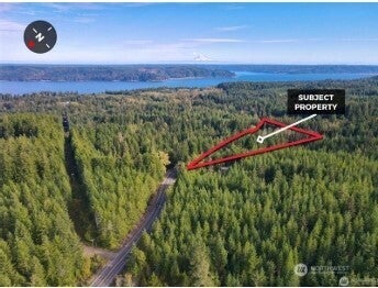 1085 N lake cushman Road